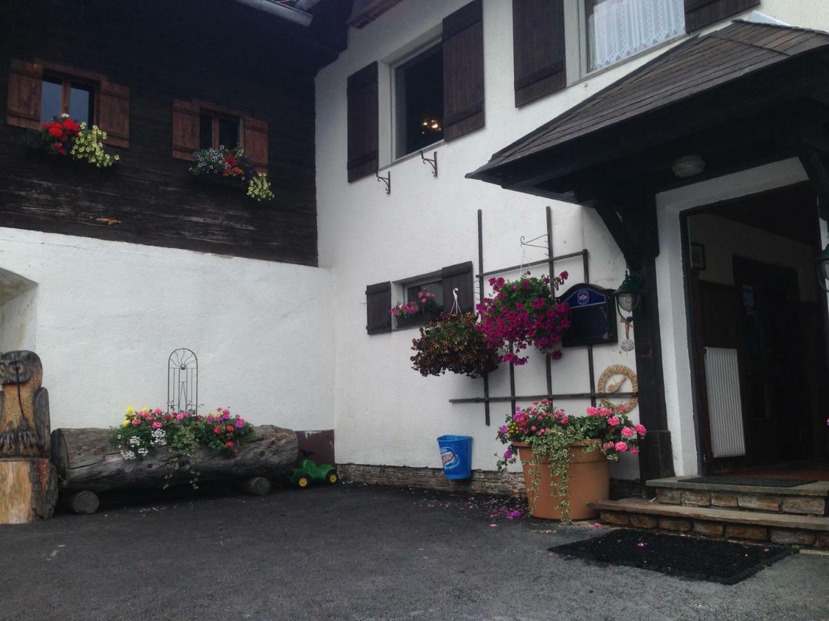 Alpengasthof Hoiswirt Modriach エクステリア 写真